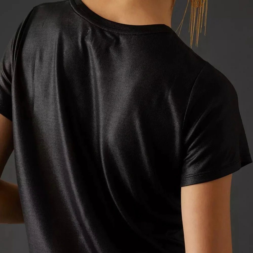 🔥 BUNDLE: Anthropologie- Porridge Shine Glam Tee in Black + Gold - Picture 3 of 6